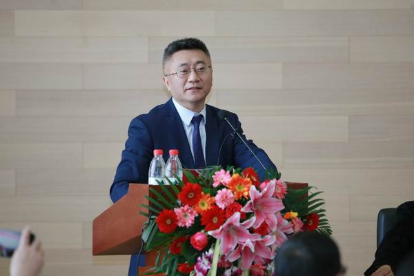 调整大小 991W9409.jpg